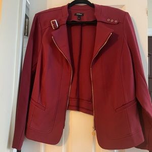 Women’s blazer/jacket CLOSING CLOSET!! Make a BUNDLE! WILL ACCEPT ALL OFFERS!!
